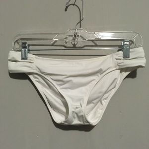 White VS Bikini Bottom